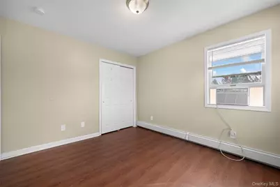 394 Warwick Road, East Meadow, NY 11554 - Photo 21