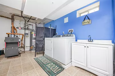 133 Booth Street, Hempstead, NY 11550 - Photo 37