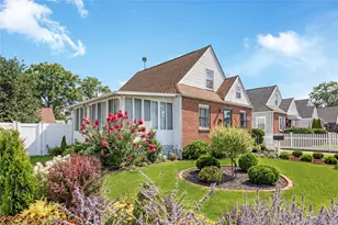 133 Booth St, Hempstead, NY 11550 - Photo 3