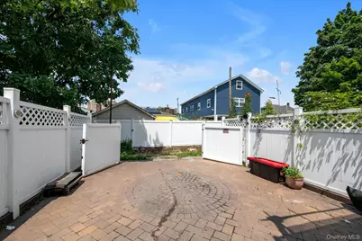 2053 Turnbull Avenue, Bronx, NY 10473 - Photo 23