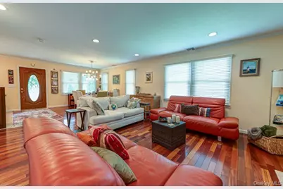 414 2nd Avenue W, East Northport, NY 11731 - Photo 7
