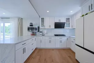 10-07 141st St, Whitestone, NY 11357 - Photo 5