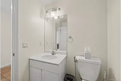 210 Sandpiper Court #210, Yorktown Heights, NY 10598 - Photo 11
