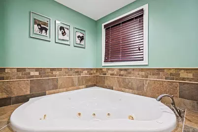 107 Terry Road, Sayville, NY 11782 - Photo 19