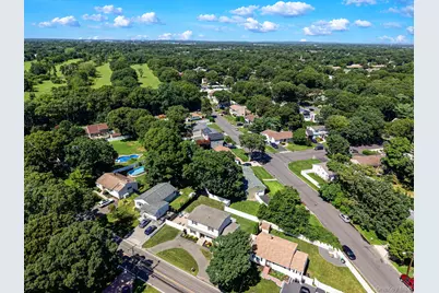 107 Terry Road, Sayville, NY 11782 - Photo 37
