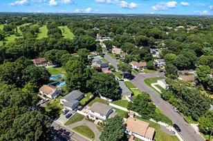 107 Terry Rd, Sayville, NY 11782 - Photo 37