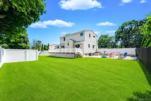 107 Terry Rd, Sayville, NY 11782 - Photo 27
