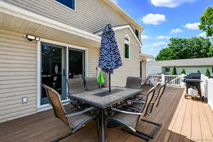 107 Terry Rd, Sayville, NY 11782 - Photo 31