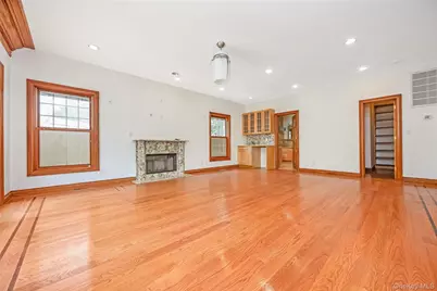 52 Snapdragon Lane, Roslyn Heights, NY 11577 - Photo 21
