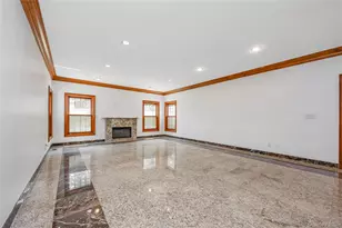 52 Snapdragon Ln, Roslyn Heights, NY 11577 - Photo 9