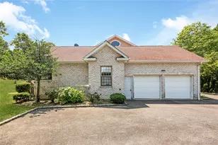 52 Snapdragon Ln, Roslyn Heights, NY 11577 - Photo 5