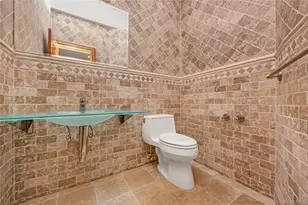 52 Snapdragon Ln, Roslyn Heights, NY 11577 - Photo 19