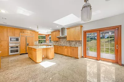 52 Snapdragon Lane, Roslyn Heights, NY 11577 - Photo 15