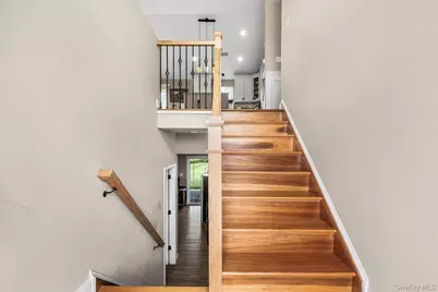 21 Meadow View Drive, Marlboro, NY 12542 - Photo 5