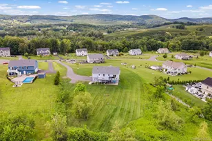 21 Mdw Vw Dr, Marlboro, NY 12542 - Photo 33