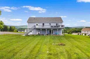 21 Mdw Vw Dr, Marlboro, NY 12542 - Photo 35
