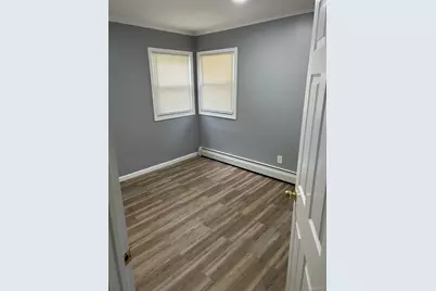42 Benburb Street, Amityville, NY 11701 - Photo 5