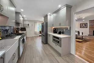 94 Massapequa Ave, Massapequa, NY 11758 - Photo 9