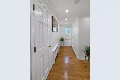94 Massapequa Avenue, Massapequa, NY 11758 - Photo 19