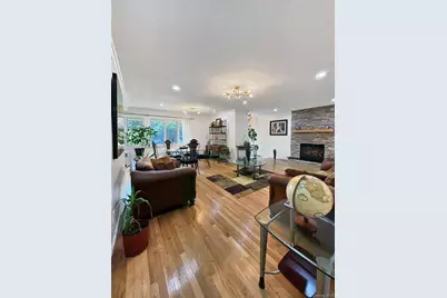 94 Massapequa Avenue, Massapequa, NY 11758 - Photo 7