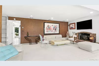 20 Acorn Lane, Plainview, NY 11803 - Photo 7