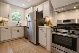 82-75 Langdale St, New Hyde Park, NY 11040 - Photo 5