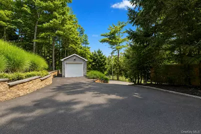 79 Oakside Road, Smithtown, NY 11787 - Photo 7