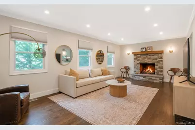79 Oakside Road, Smithtown, NY 11787 - Photo 19