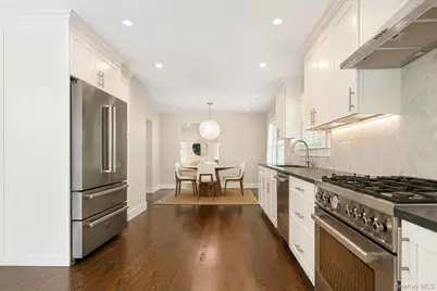 79 Oakside Road, Smithtown, NY 11787 - Photo 31