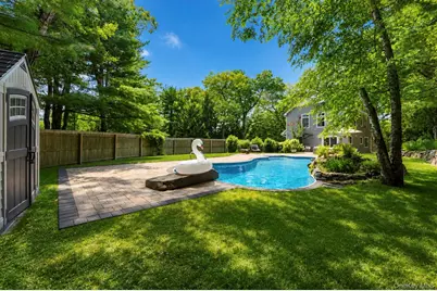 79 Oakside Road, Smithtown, NY 11787 - Photo 9