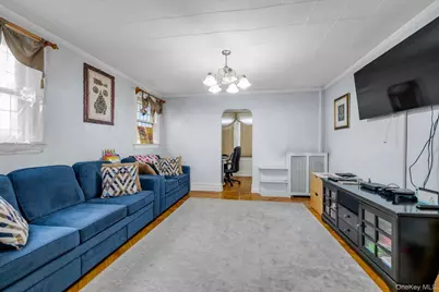90-34 190th Street, Hollis, NY 11423 - Photo 3