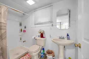 90-34 190th St, Hollis, NY 11423 - Photo 19