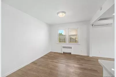 2503 3rd Avenue, East Meadow, NY 11554 - Photo 17