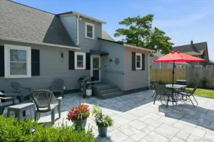 277 Howell Ave, Riverhead, NY 11901 - Photo 19