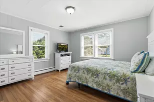 277 Howell Ave, Riverhead, NY 11901 - Photo 9