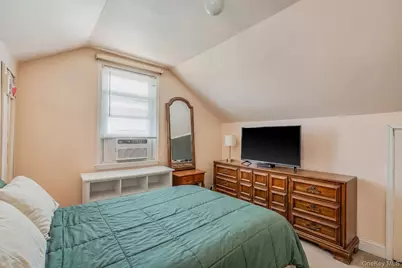 122-15 23rd Avenue, College Point, NY 11356 - Photo 23