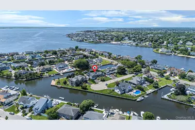 10 Raeburn Court, Babylon, NY 11702 - Photo 1