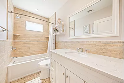10 Raeburn Court, Babylon, NY 11702 - Photo 33