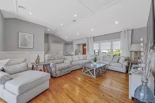 10 Raeburn Ct, Babylon, NY 11702 - Photo 15