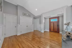 10 Raeburn Ct, Babylon, NY 11702 - Photo 13