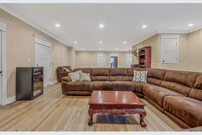 10 Raeburn Court, Babylon, NY 11702 - Photo 43