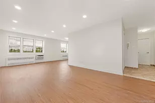 87-10 149th Ave, Howard Beach, NY 11414 - Photo 9