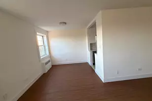 87-10 149th Ave, Howard Beach, NY 11414 - Photo 5