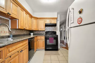 87-14 169th Street, Jamaica, NY 11432 - Photo 11