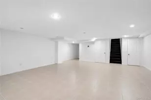 87-14 169th St, Jamaica, NY 11432 - Photo 35