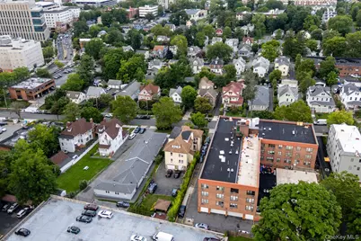 43 Davis Avenue, White Plains, NY 10605 - Photo 29