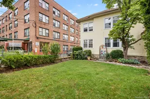 43 Davis Ave, White Plains, NY 10605 - Photo 23