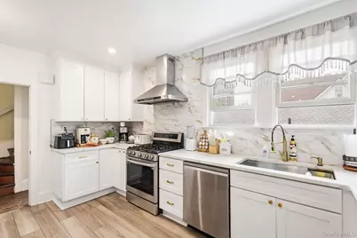 43 Davis Avenue, White Plains, NY 10605 - Photo 3