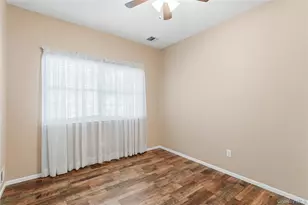 406 Narragansett Villas Dr, Lindenhurst, NY 11757 - Photo 17