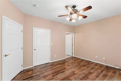 406 Narragansett Villas Drive, Lindenhurst, NY 11757 - Photo 15